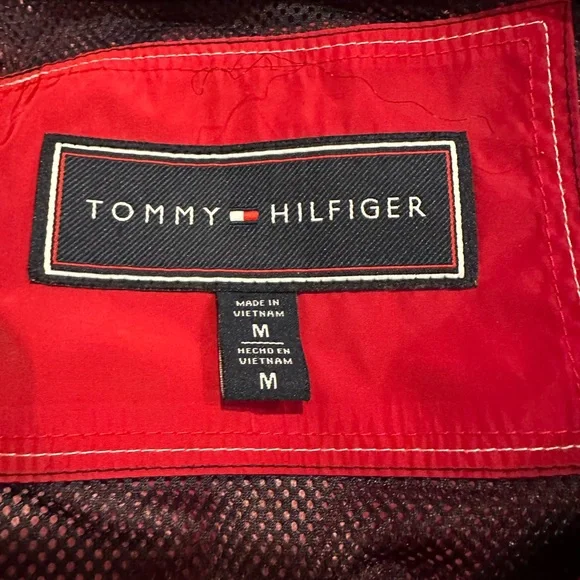 Tommy Hilfiger Hooded Rain Jacket Lightweight Windbreaker Size Medium - Picture 4 of 4